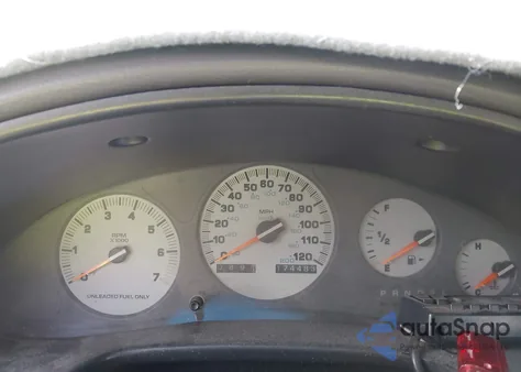 1997 Dodge Intrepid z USA, uszkodzony, nr VIN 2B3HD46F2VH611467